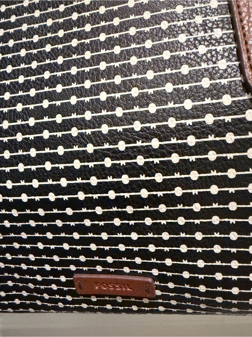 Fossil Black and White Patterned Tote with Brown Trim and Matching Wallet - Picture 2 of 7